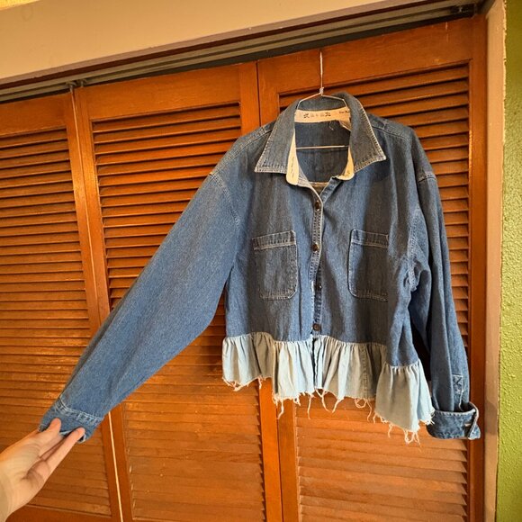 Anthropologie Denim Ruffle Blouse Jacket Size L - Picture 2 of 4